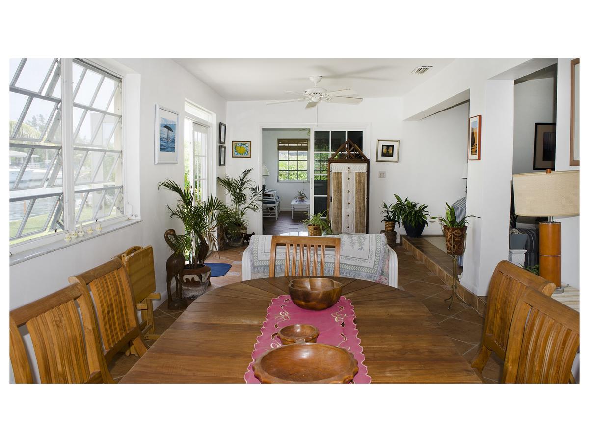 Silver Point Villa Freeport Ngoại thất bức ảnh